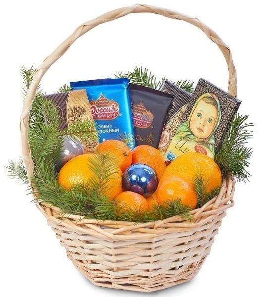 Корзина с подарками